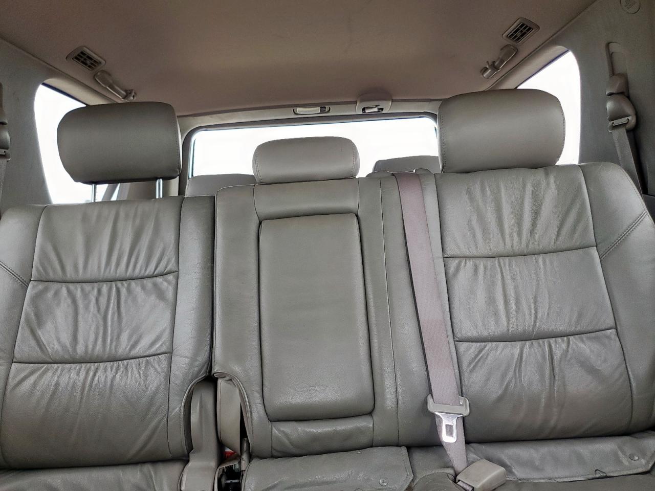 2005 Toyota Sequoia Sr5 VIN: 5TDBT44AX5S248819 Lot: 62524265