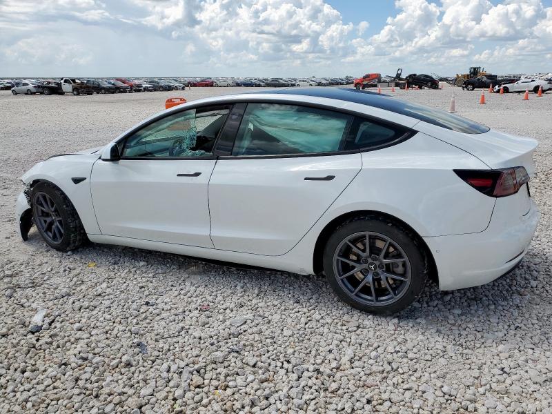  TESLA MODEL 3 2021 Biały
