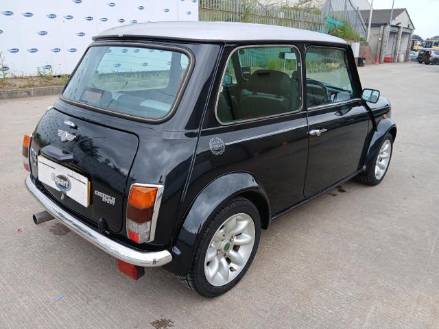 2001 ROVER MINI CLASS