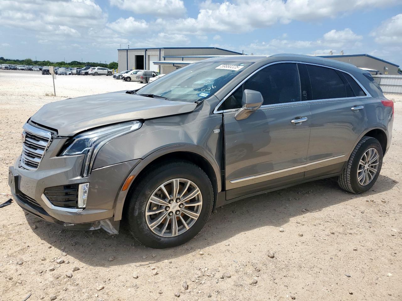 2018 Cadillac Xt5 Luxury for Sale in San Antonio, TX - All Over