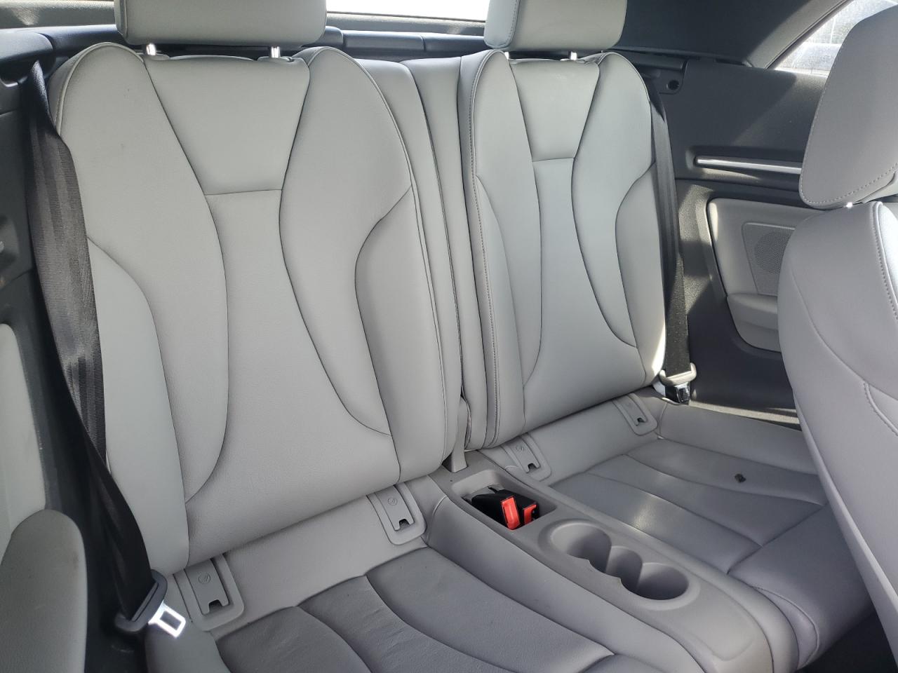 2018 Audi A3 Premium Plus VIN: WAUY8LFF2J1080256 Lot: 62131625