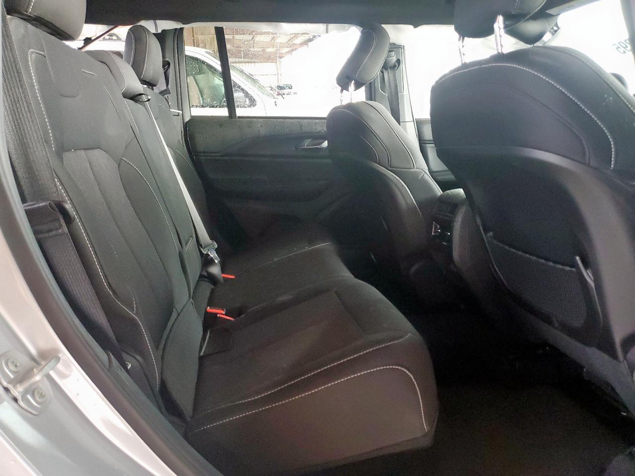 JEEP GRAND CHER 2025 VIN 1C4RJGAGXSC320016 фото 11