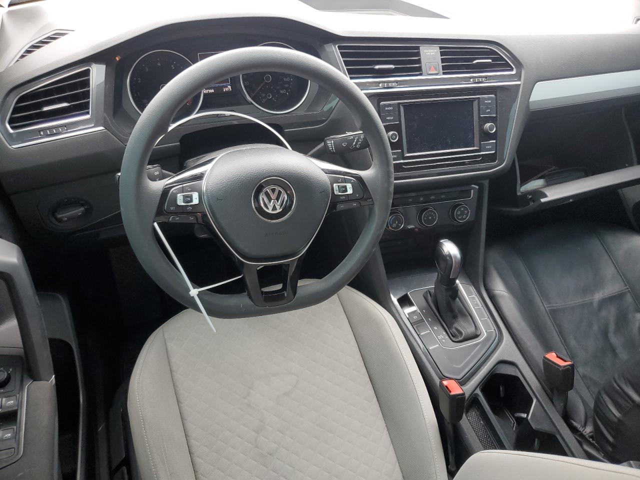 VOLKSWAGEN TIGUAN 2020 VIN 3VV1B7AX1LM152875 photo 8