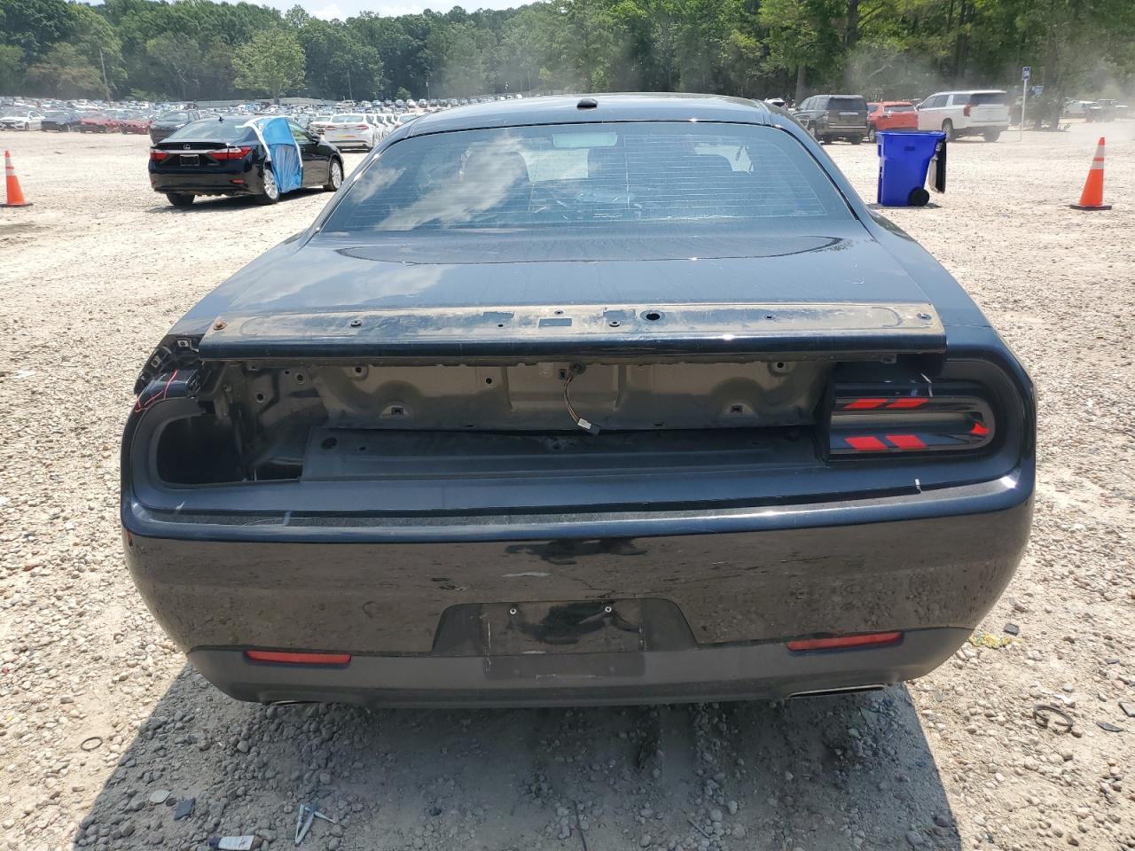 2018 Dodge Challenger Sxt VIN: 2C3CDZAG0JH242225 Lot: 62565285
