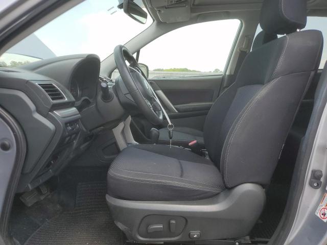  SUBARU FORESTER 2017 Srebrny