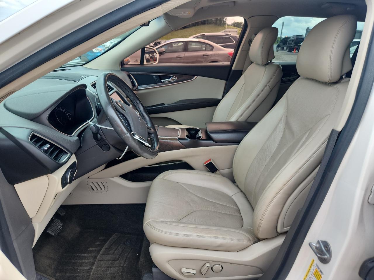 2016 Lincoln Mkx Reserve VIN: 2LMTJ8LP8GBL51894 Lot: 62332935