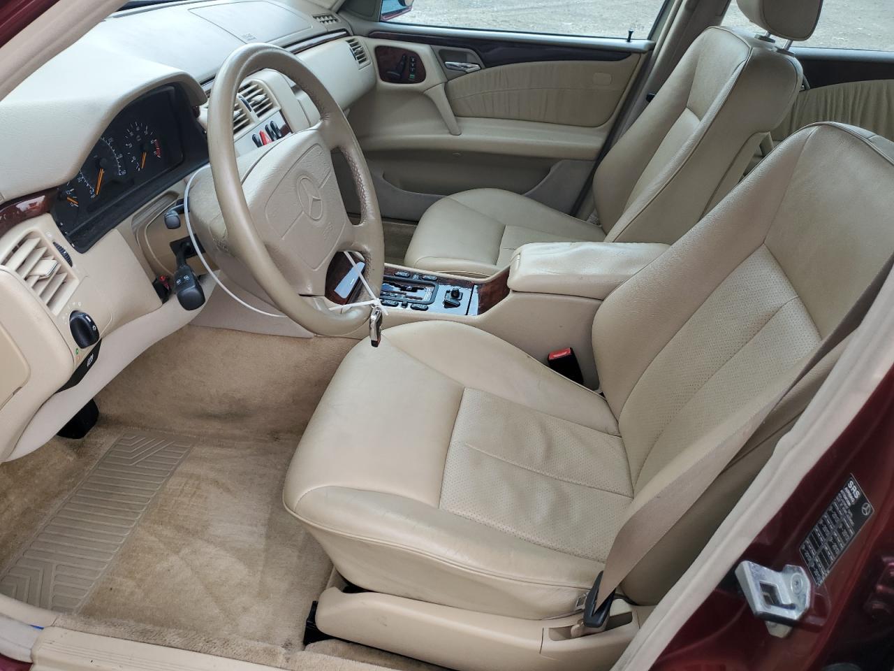 1999 Mercedes-Benz E 430 VIN: WDBJF70H3XA731073 Lot: 61011575