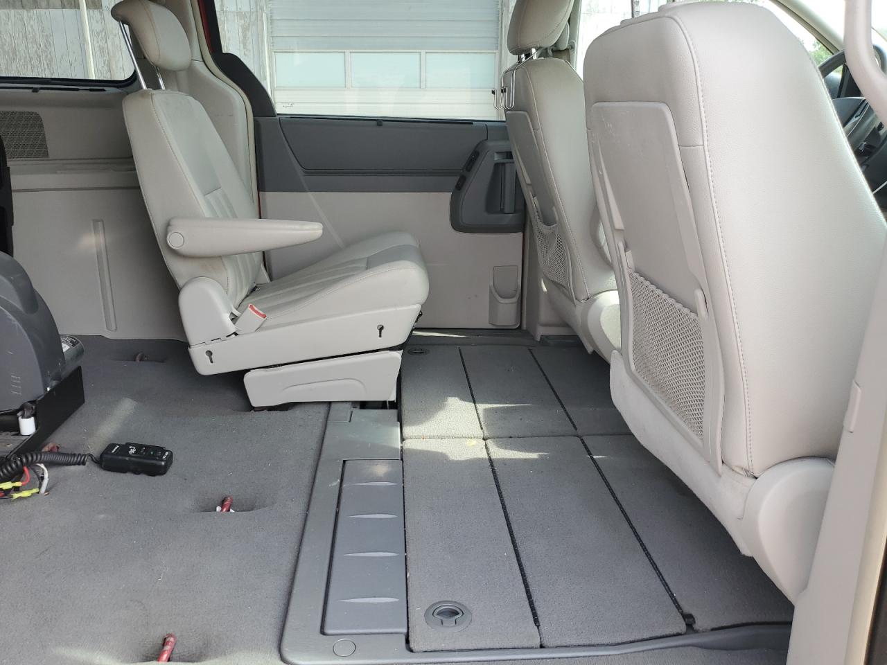 2010 Chrysler Town & Country Touring VIN: 2A4RR5DX2AR136603 Lot: 62860835