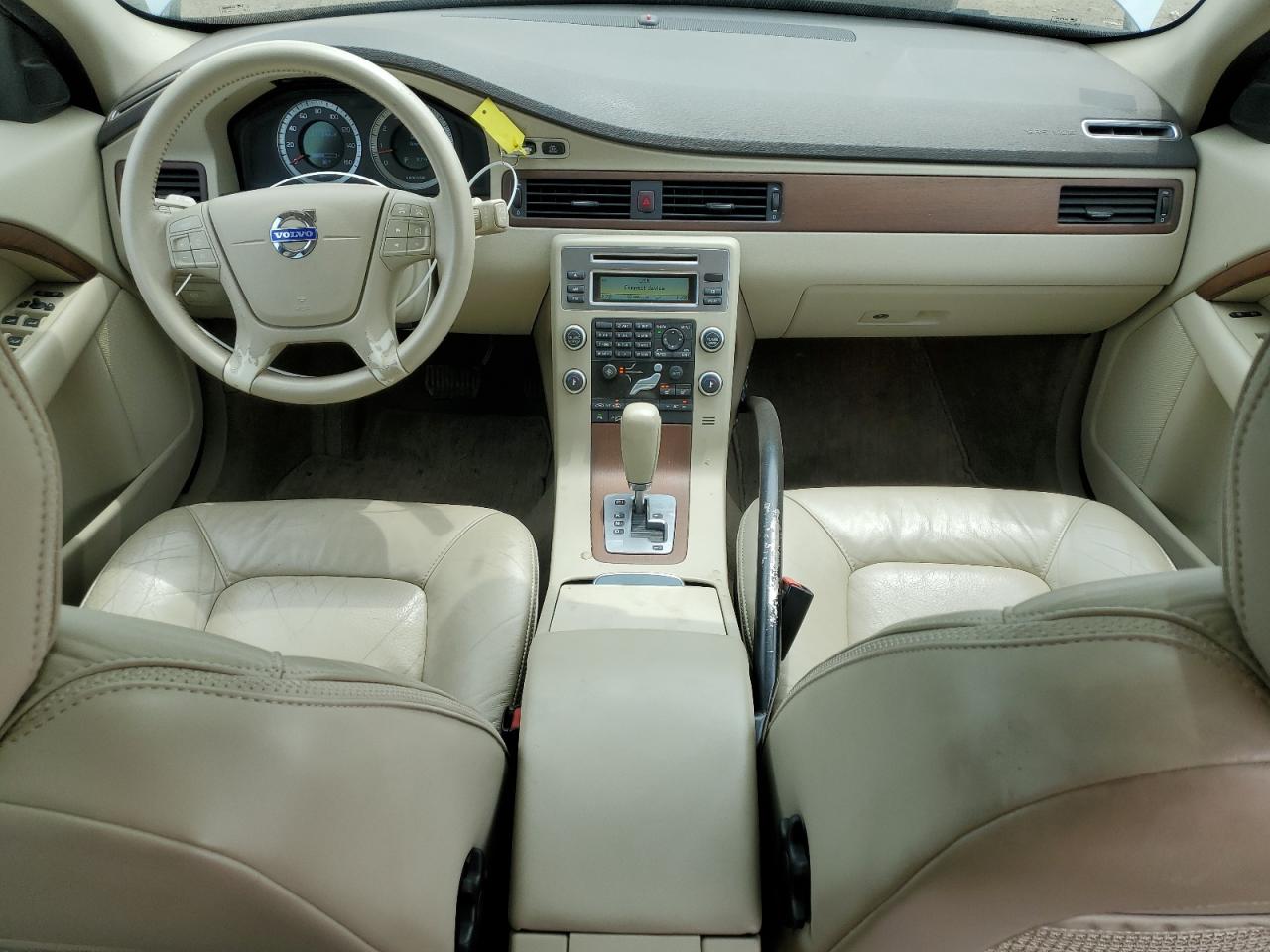 2010 Volvo Xc70 3.2 VIN: YV4982BZ7A1077089 Lot: 58999885