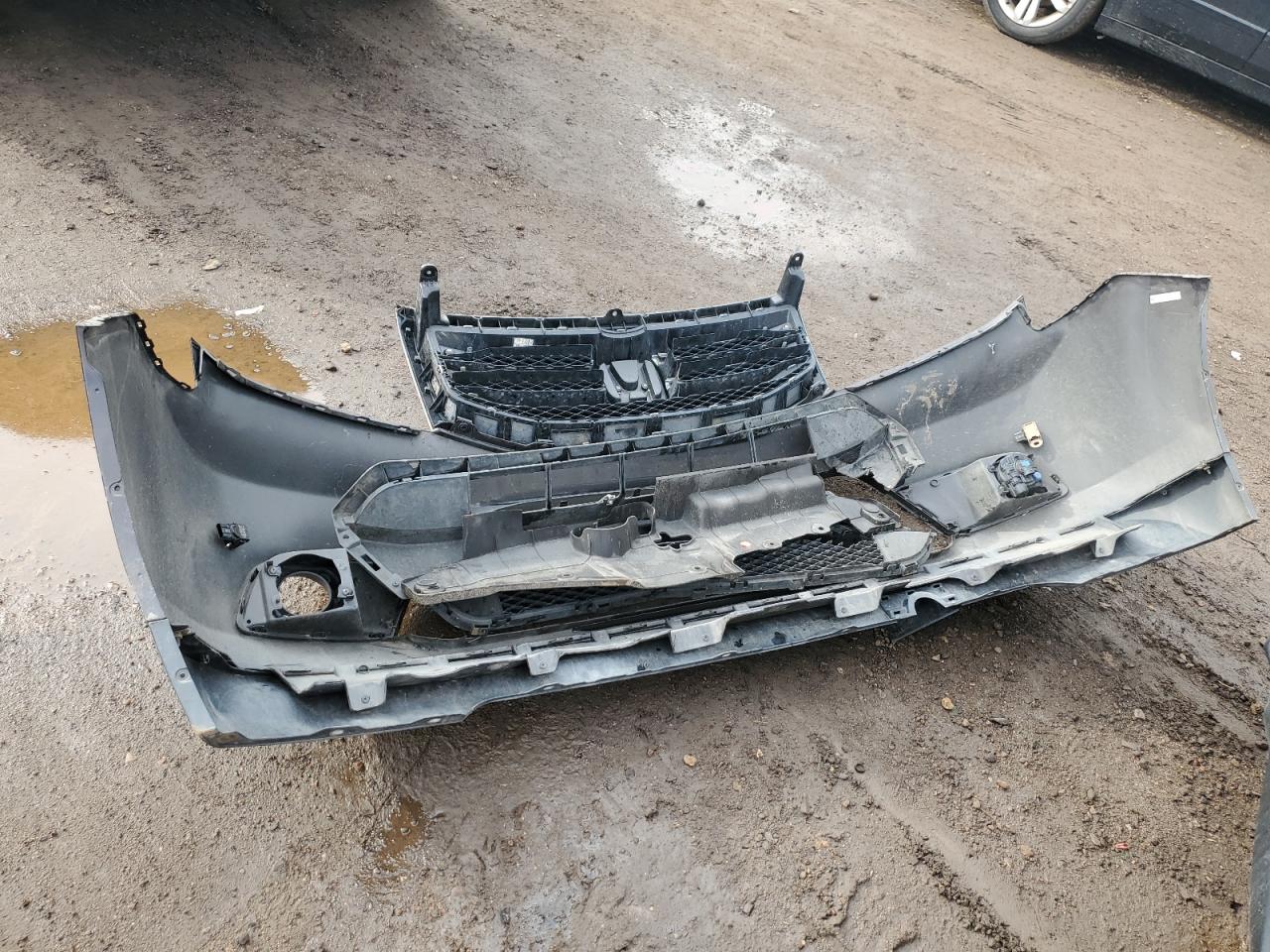 2014 Honda Pilot Touring VIN: 5FNYF4H93EB047835 Lot: 59216675