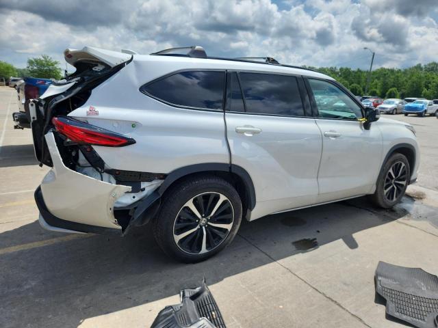  TOYOTA HIGHLANDER 2021 Белы