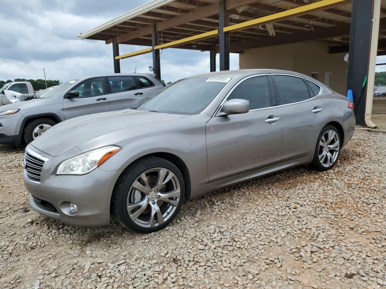 2013 Infiniti M37