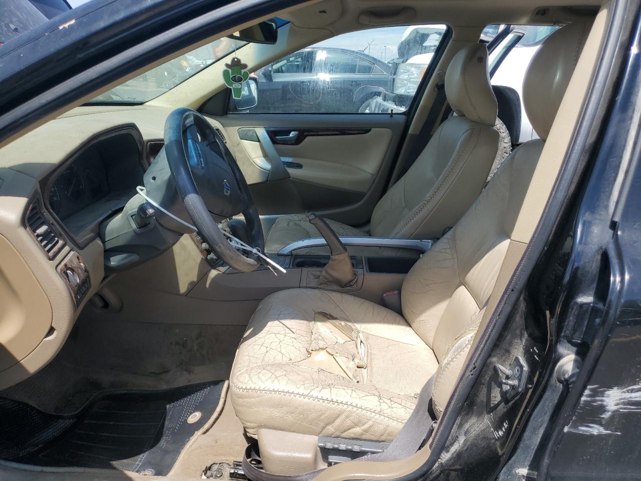 2002 Volvo V70 Xc VIN: YV1SZ58D521053397 Lot: 62514095