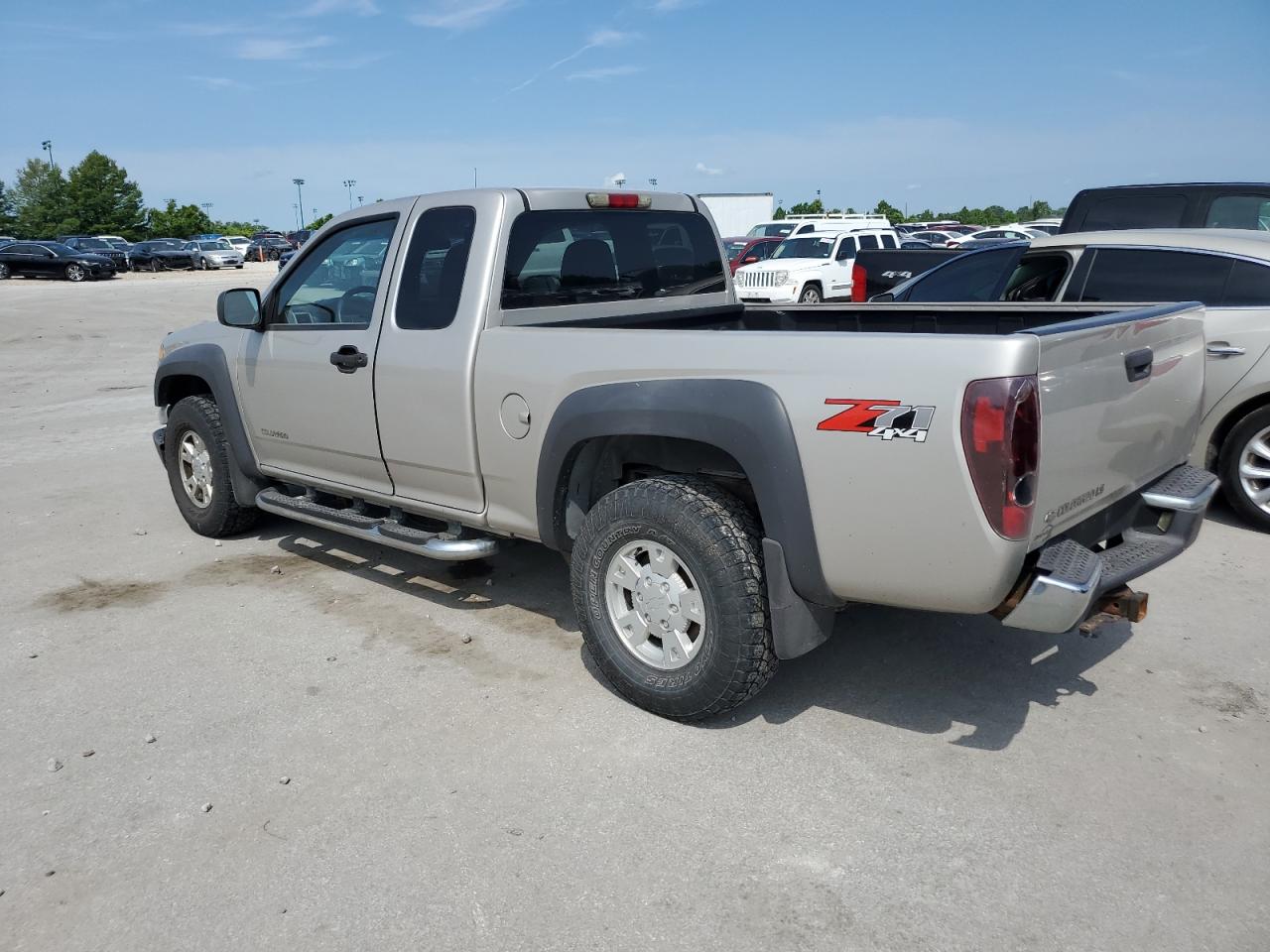 CHEVROLET COLORADO 2005 VIN 1GCDT196258172366 фото 2