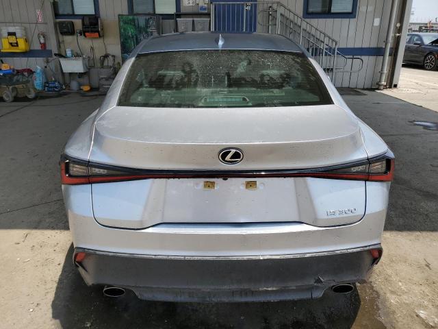  LEXUS IS 2021 Серебристый