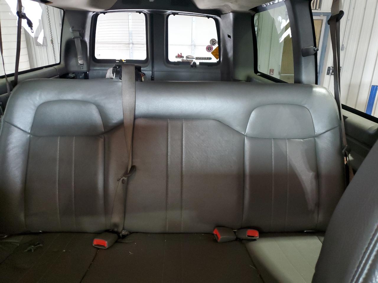 2005 Chevrolet Express G2500 VIN: 1GAGG25U851200586 Lot: 62779785