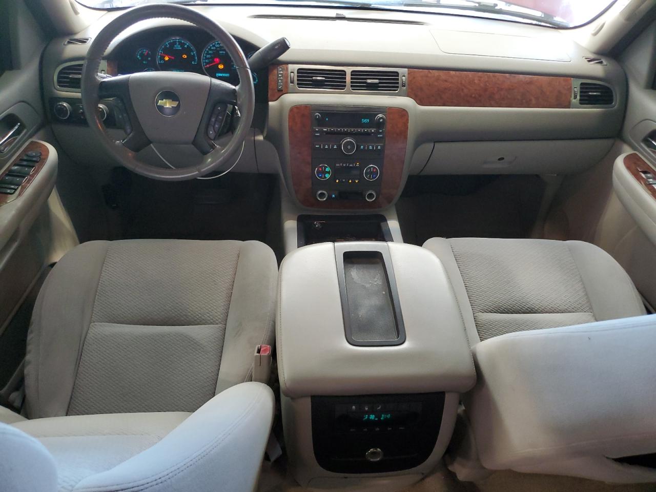 2007 Chevrolet Suburban K1500 VIN: 1GNFK16317J196246 Lot: 62870045