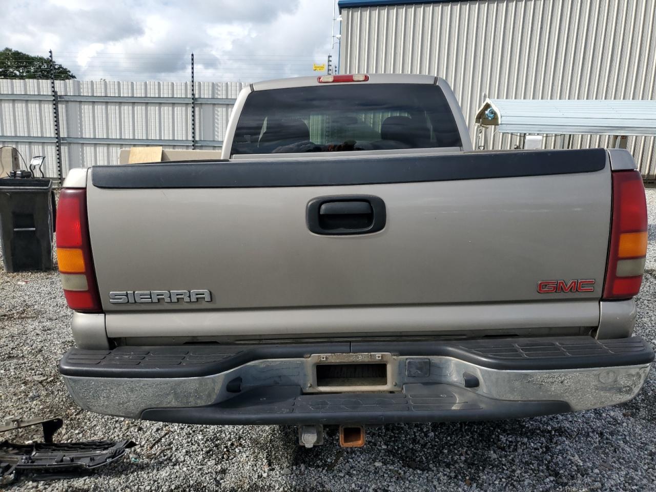 2002 GMC New Sierra C1500 VIN: 2GTEC19V821188713 Lot: 60026195