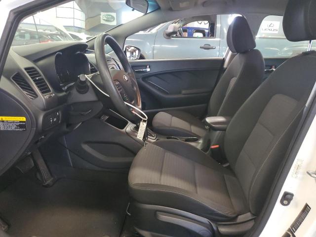 Sedans KIA FORTE 2014 Biały