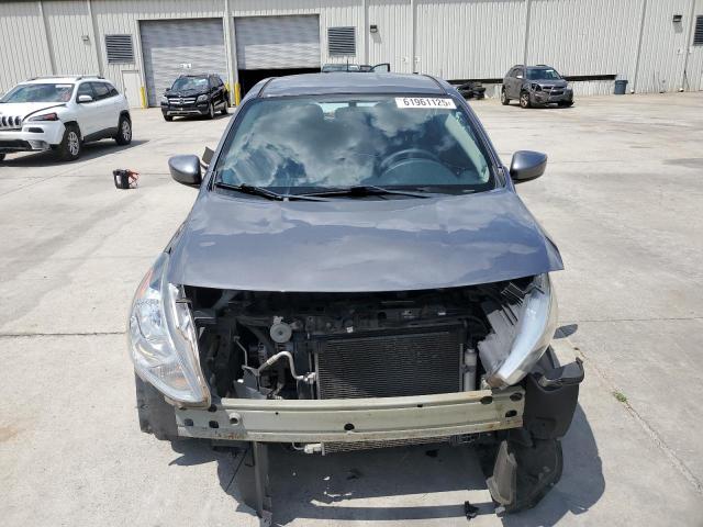  NISSAN VERSA 2018 Gray
