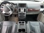 2010 Chrysler Town & Country Touring Plus zu verkaufen in Woodhaven, MI - Rear End