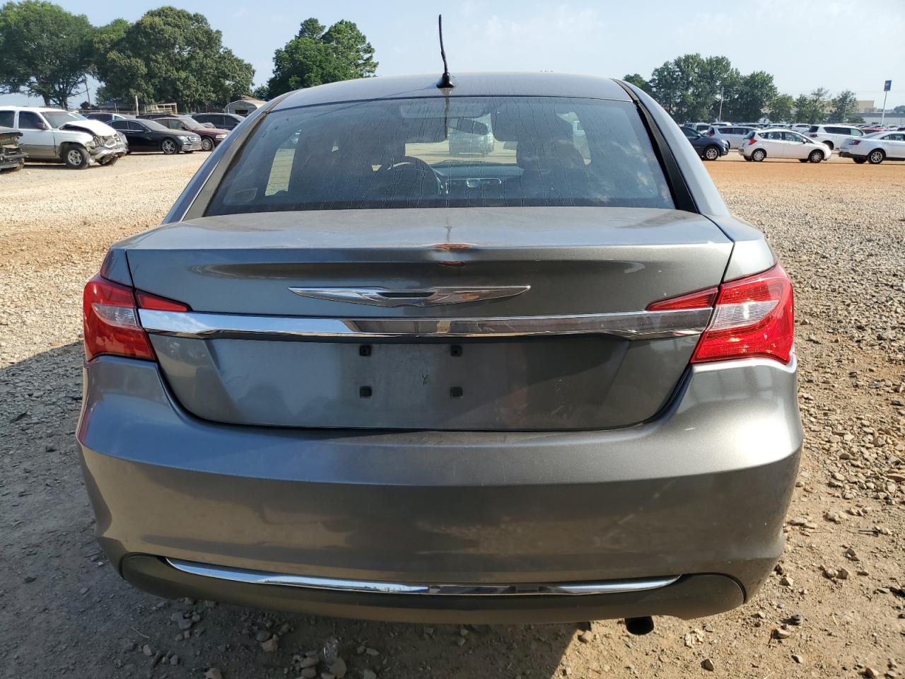 2013 Chrysler 200 Lx VIN: 1C3CCBAB0DN670015 Lot: 62355975