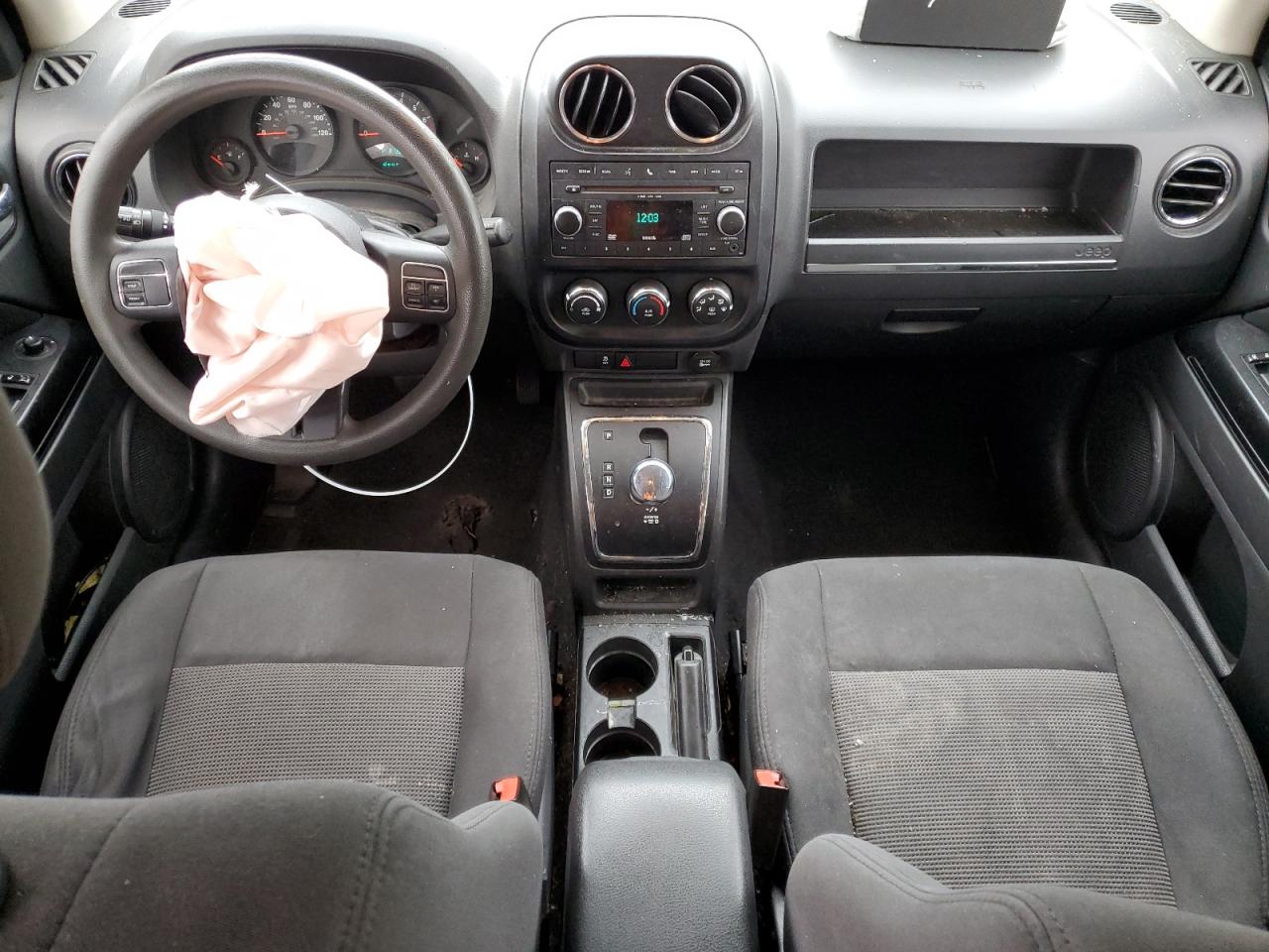 2011 Jeep Compass Sport VIN: 1J4NT1FB9BD178748 Lot: 61412015