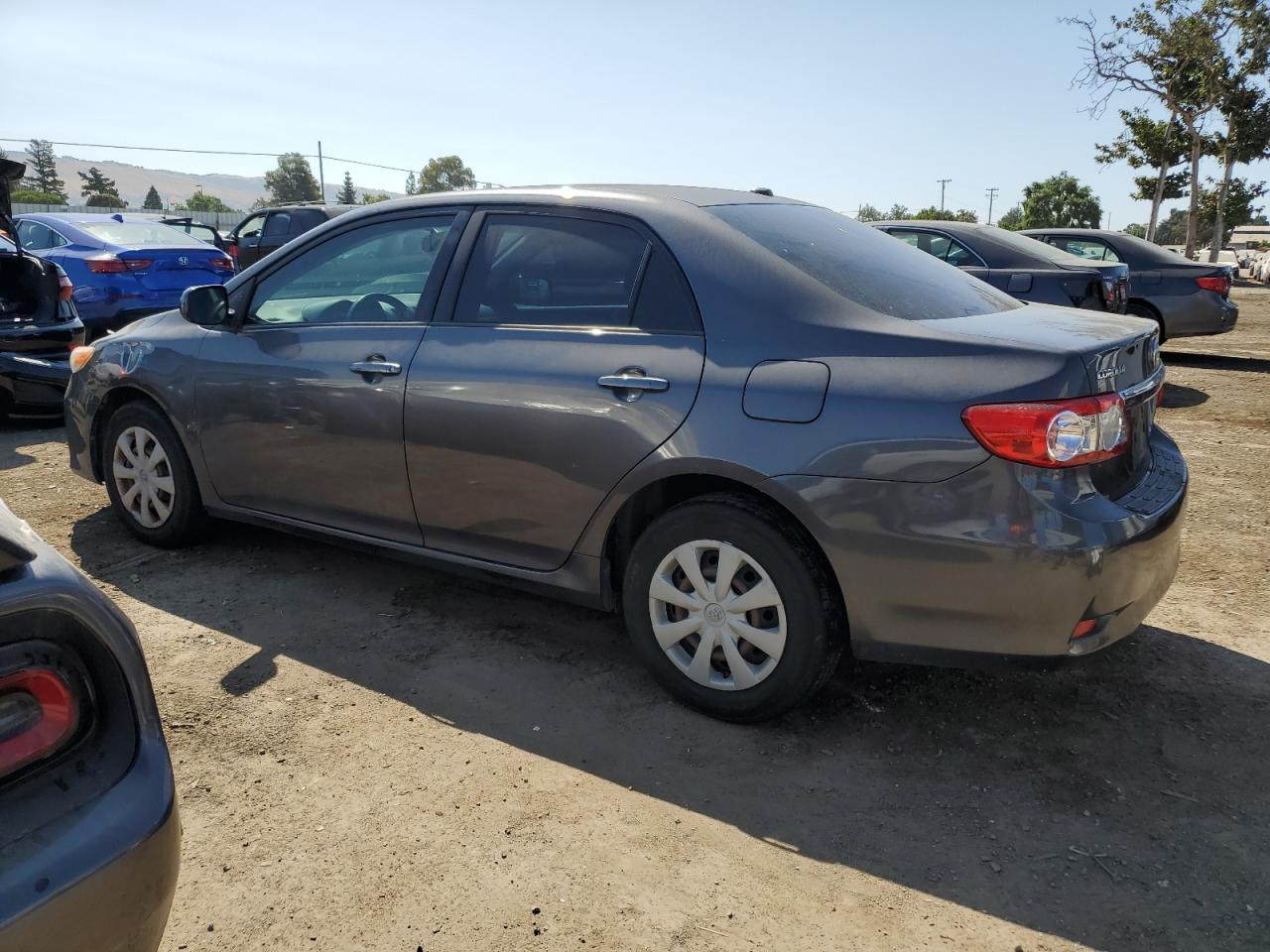 TOYOTA COROLLA 2011 VIN JTDBU4EEXBJ088920 фото 2