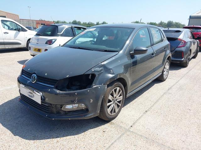 VOLKSWAGEN POLO SE TS 2015