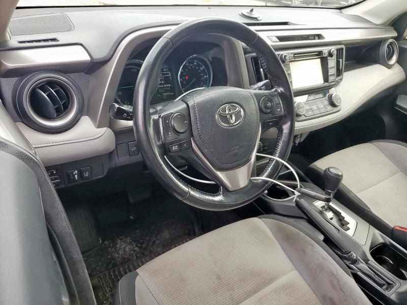  TOYOTA RAV4 2017 White