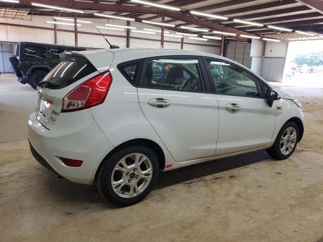  FORD FIESTA 2016 White