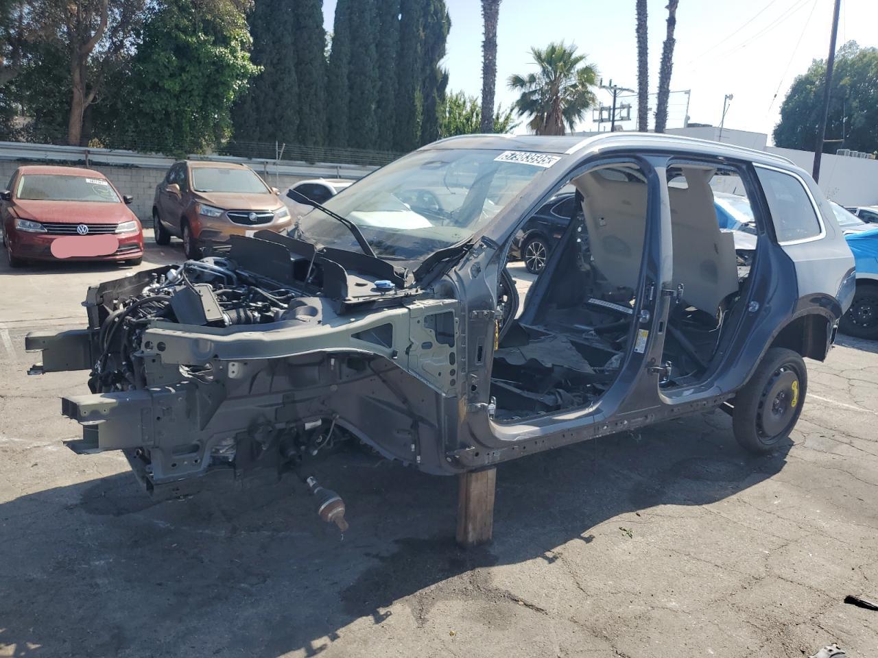 Van Nuys, CA에서 판매 중인 2023 Volvo Xc90 Plus - Stripped