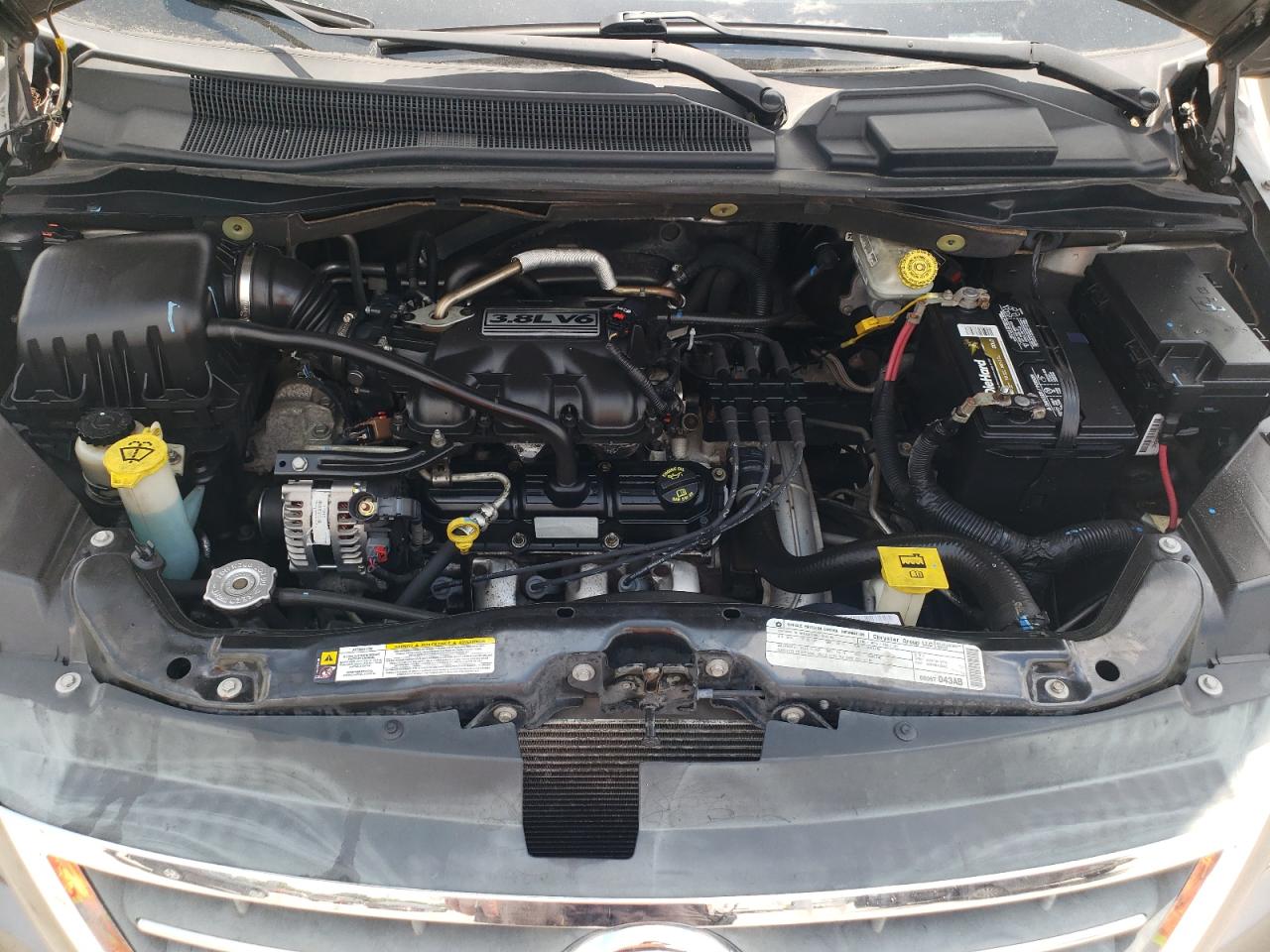 2010 Volkswagen Routan Se VIN: 2V4RW3D13AR324647 Lot: 62717025