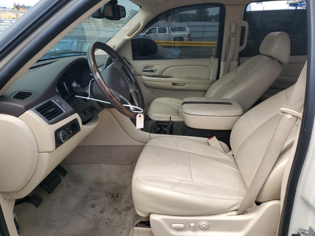 2007 Cadillac Escalade Luxury VIN: 1GYFK63847R139654 Lot: 54367485
