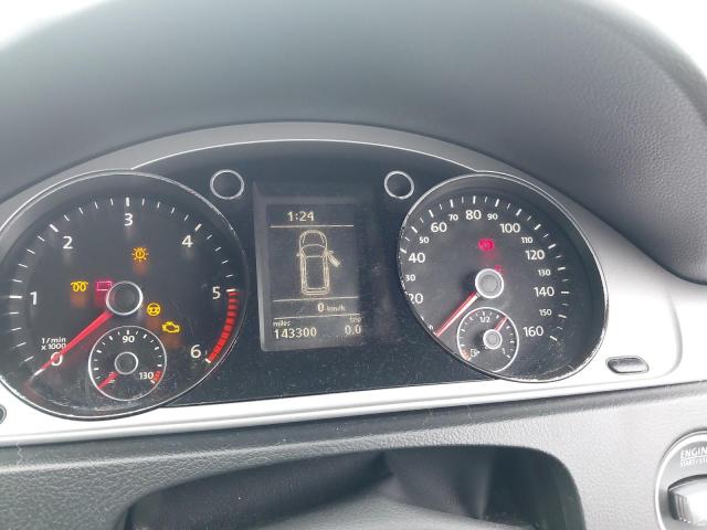 2011 VOLKSWAGEN PASSAT S B