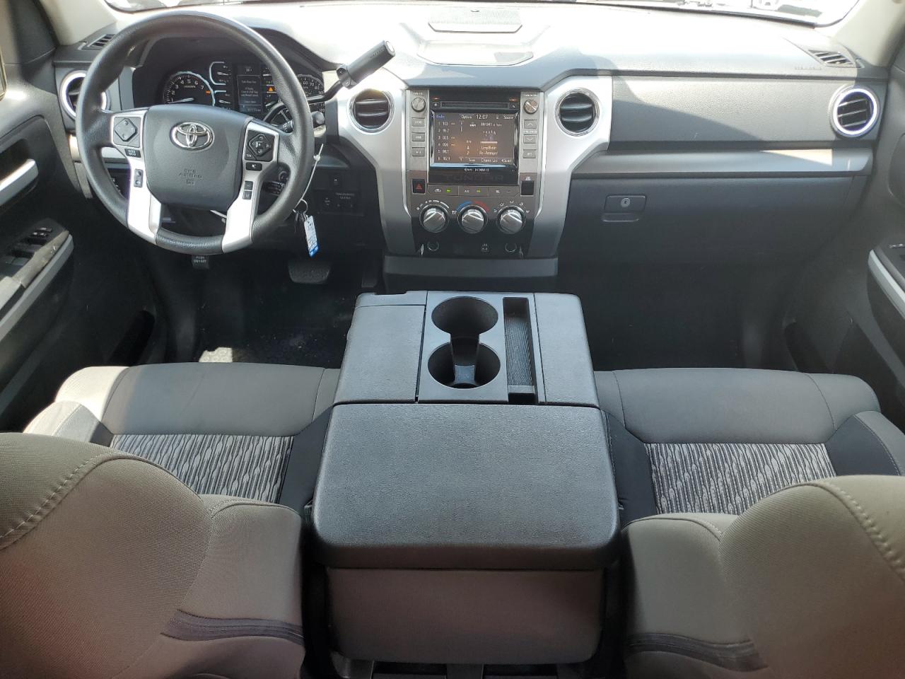 2019 Toyota Tundra Double Cab Sr VIN: 5TFTY5F18KX010661 Lot: 62647095