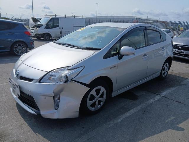 TOYOTA PRIUS HYBR 2013