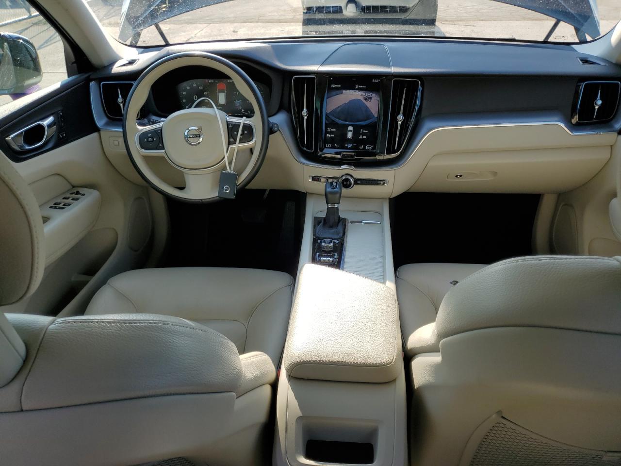 2018 Volvo Xc60 T5 VIN: LYV102RK5JB068691 Lot: 62558225