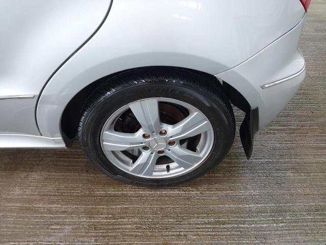 2010 MERCEDES BENZ A180CDI AV