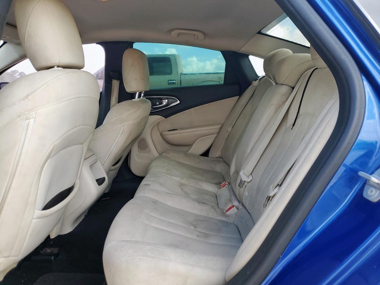 CHRYSLER 200 2015 VIN 1C3CCCAB8FN713153 zdjęcie 10