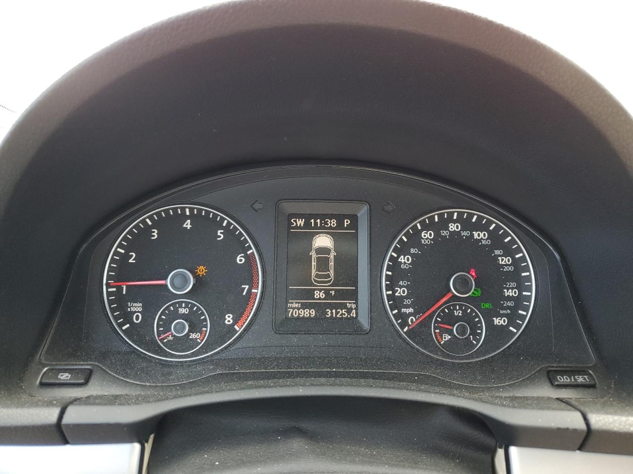 2012 Volkswagen Eos Komfort VIN: WVWBW7AH2CV011884 Lot: 58751905