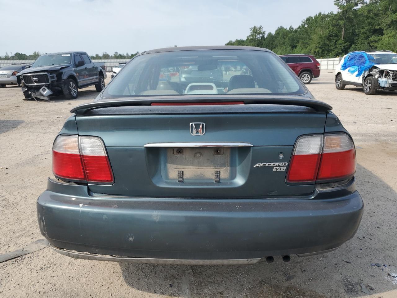 1996 Honda Accord Ex VIN: 1HGCE6675TA014966 Lot: 61336605