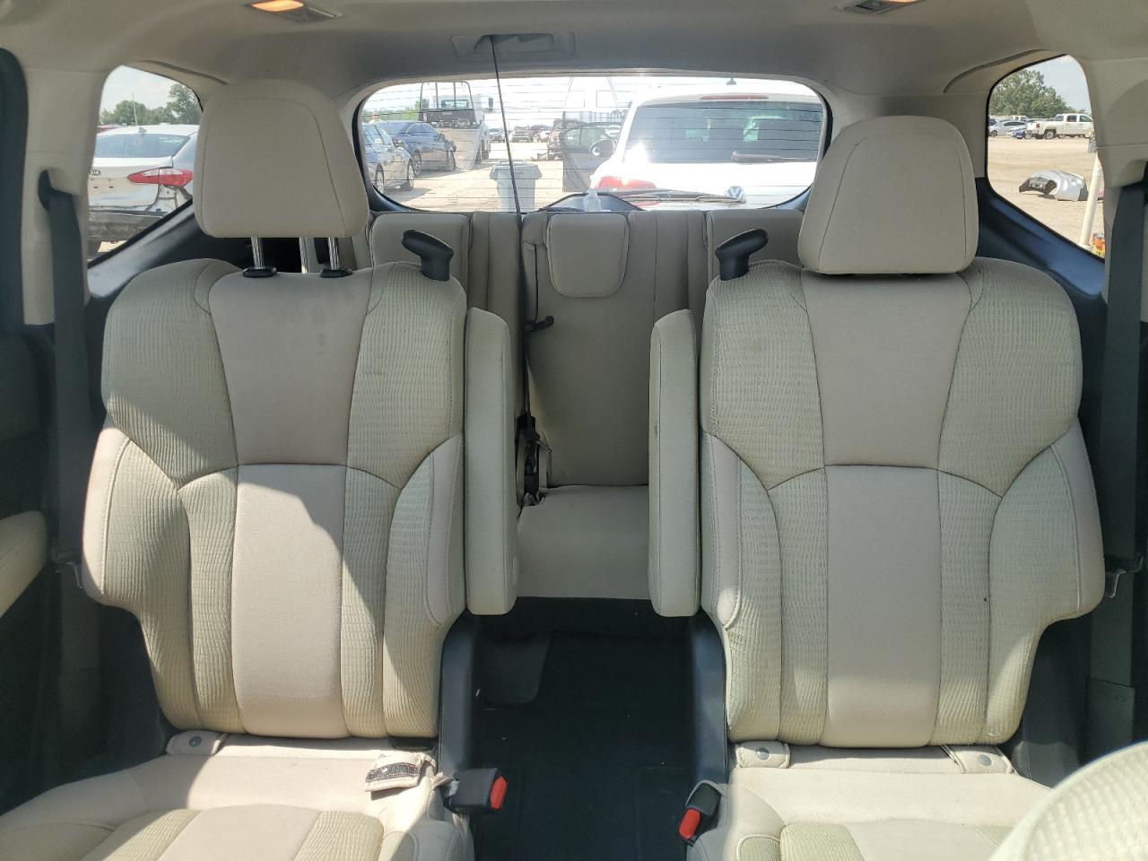 2021 Subaru Ascent Premium VIN: 4S4WMAHD2M3418751 Lot: 61865345