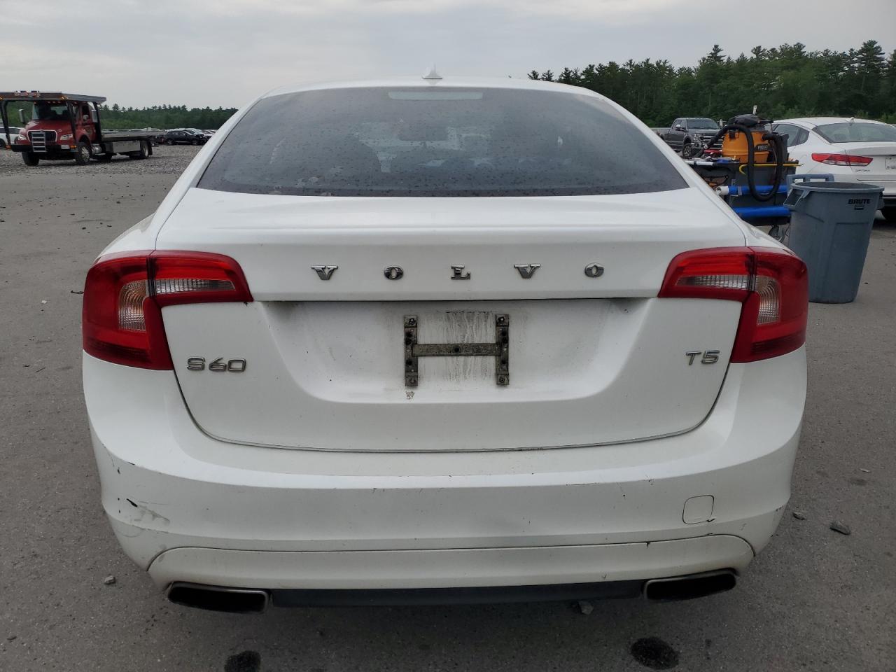2015 Volvo S60 Premier VIN: YV126MFB1F1316513 Lot: 59543045