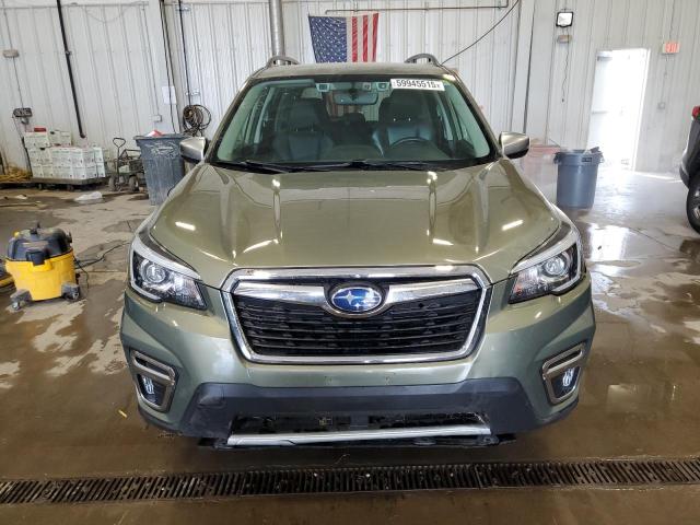  SUBARU FORESTER 2019 Зеленый