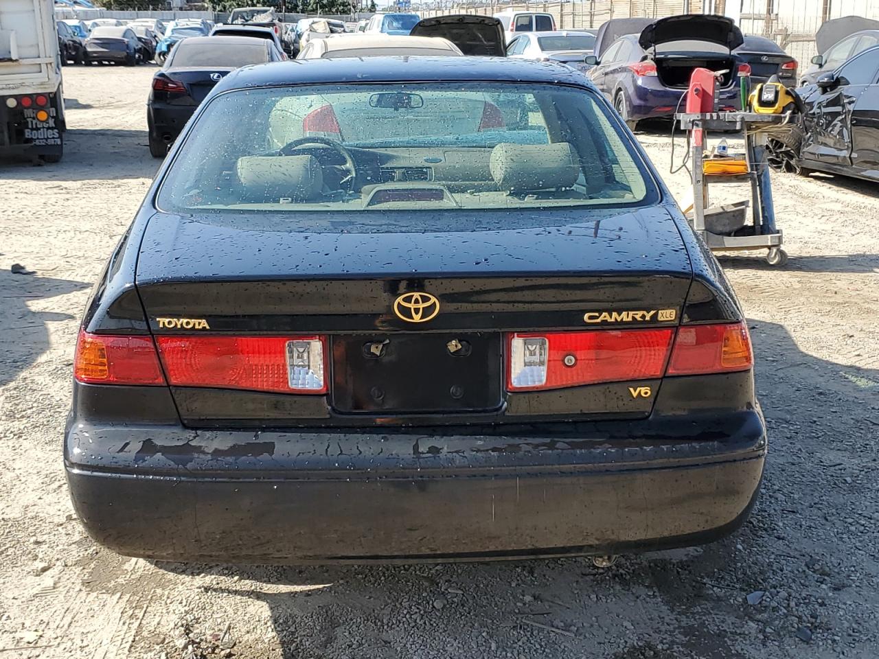 2000 Toyota Camry Le VIN: 4T1BF28K8YU953547 Lot: 62031465