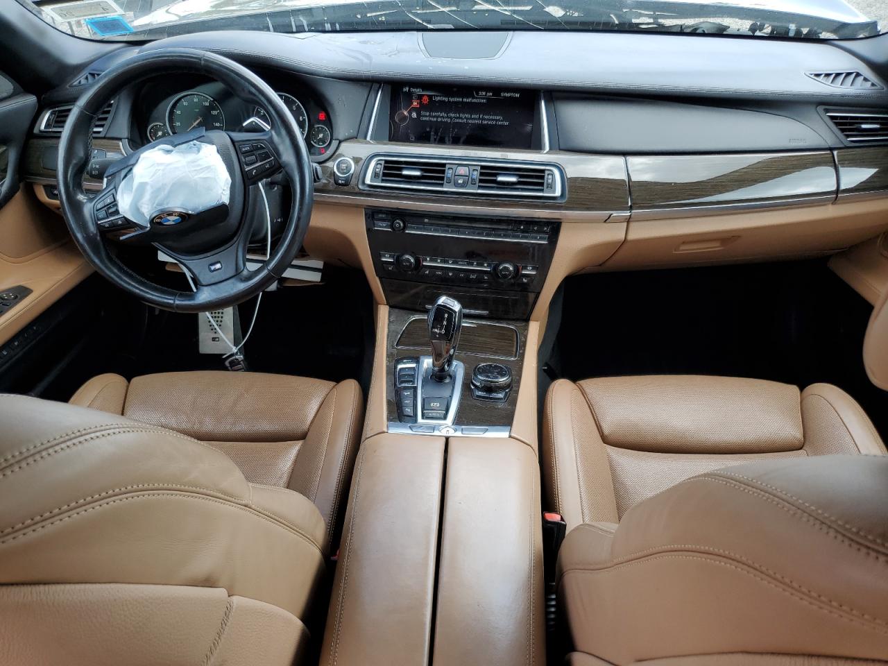 2015 BMW 750 Xi VIN: WBAYB6C58FD966084 Lot: 61875325