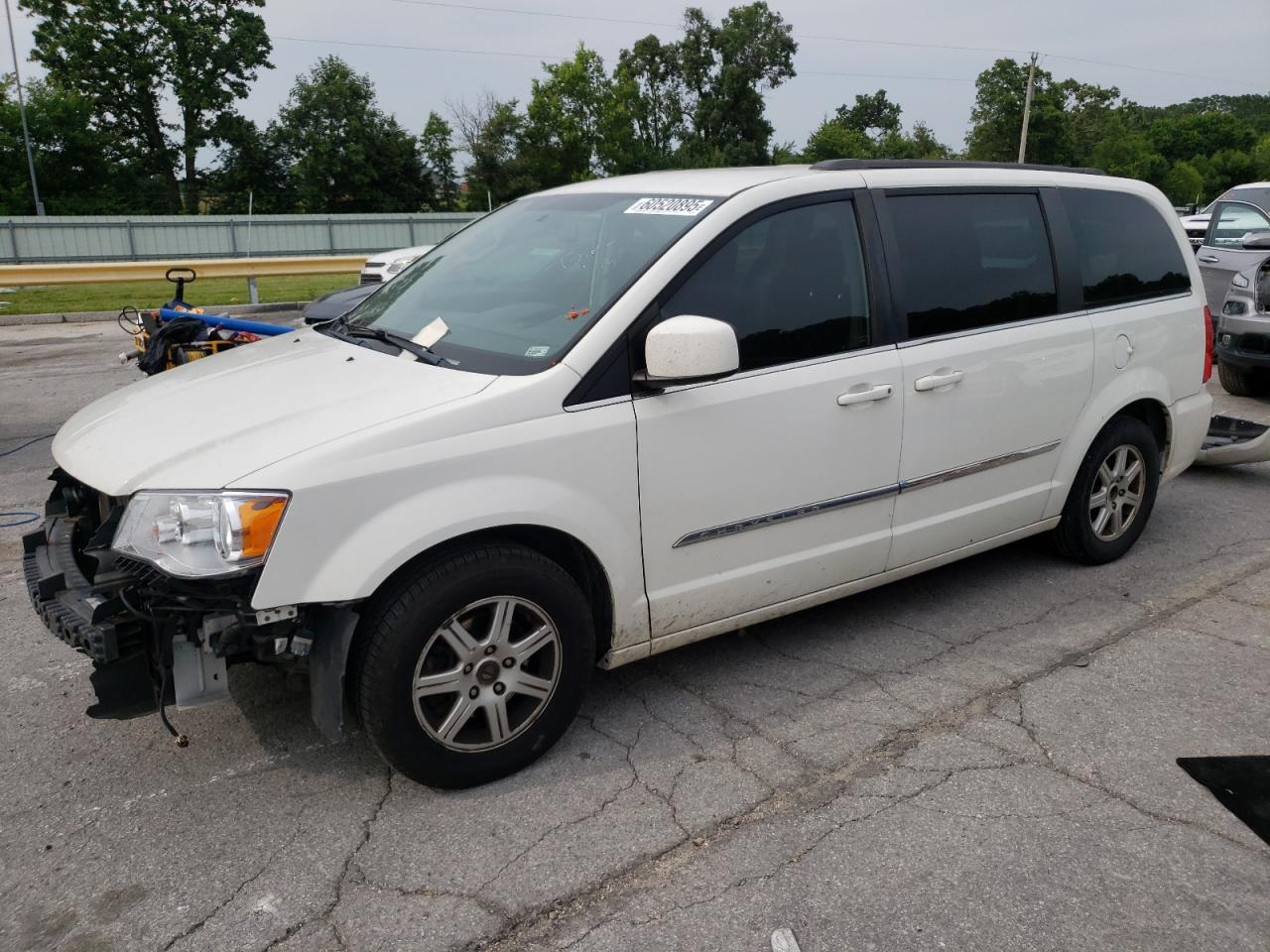 2011 Chrysler Town & Country Touring zu verkaufen in Rogersville, MO - Front End