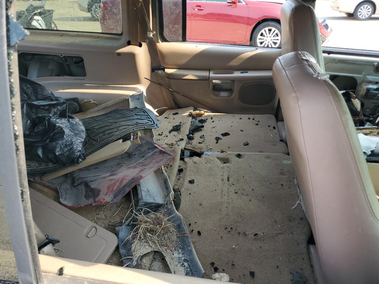 2000 Mercury Mountaineer VIN: 4M2ZU86P4YUJ12149 Lot: 59080425