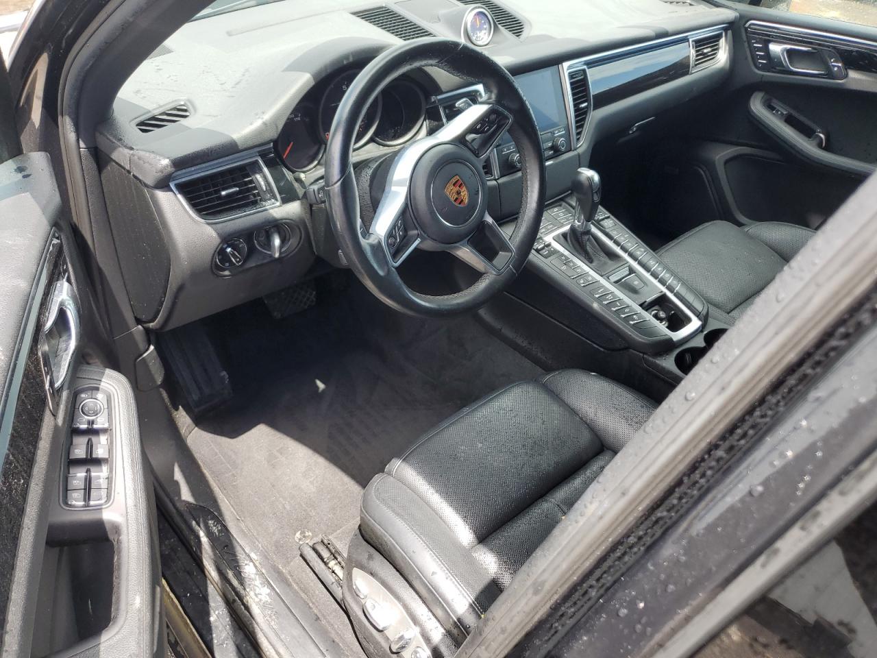 2018 Porsche Macan VIN: WP1AA2A59JLB14598 Lot: 58989995